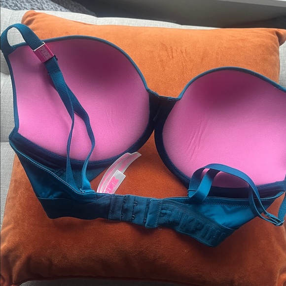 PINK Victoria's Secret Blue Underwire Bra - Picture 2 of 4